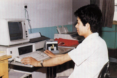 BMPC-XT計算機。建廠后始終把技術改造作為工作重點來抓。1980-1988年中，每年都安排了重點技術改造項目。